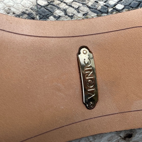 Vionic woman’s Josie natural snake leather - Picture 8 of 15
